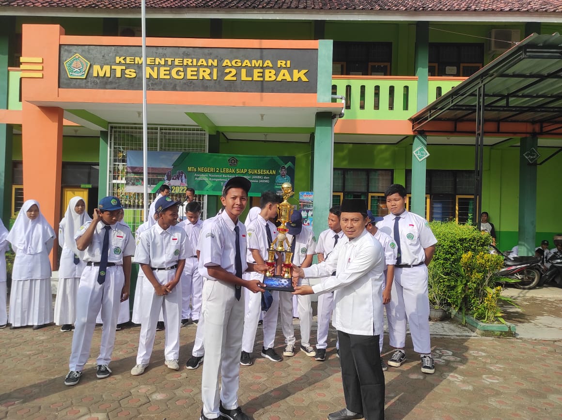 Mts Negeri Lebak Memborong Piala Untuk Ekstrakurikuler Futsal Pmr